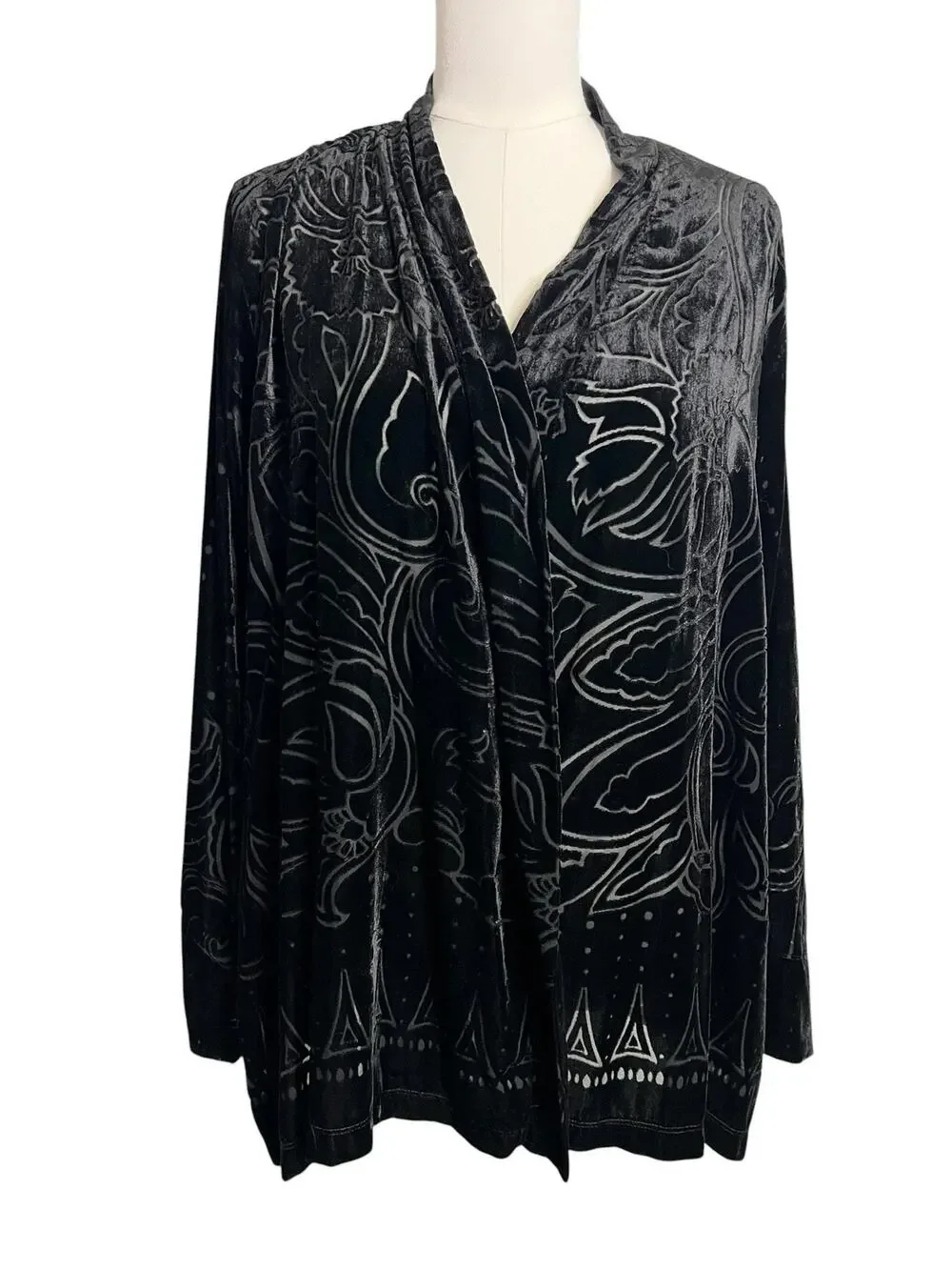 Soma Kimono Robe Womens L/XL Black Velvet Floral Burnout Wrap Lounge Boho Chic